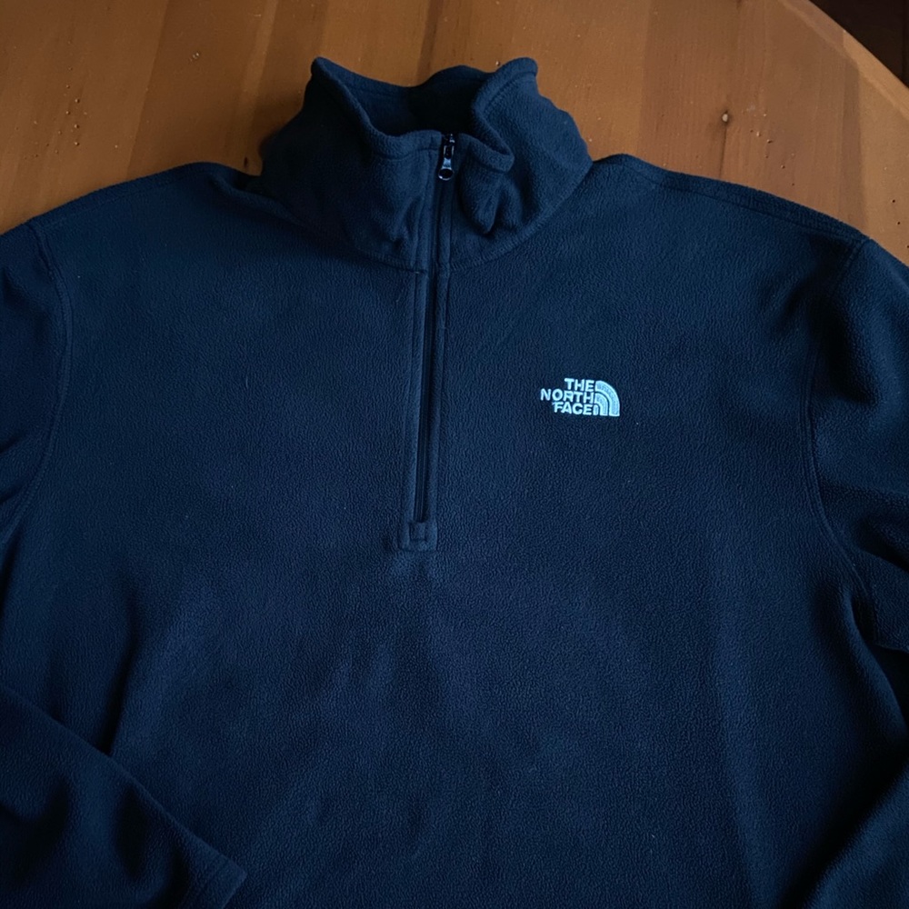 Men’s half zip fleece pullover